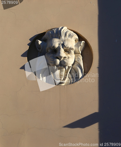 Image of bas-relief of a lion