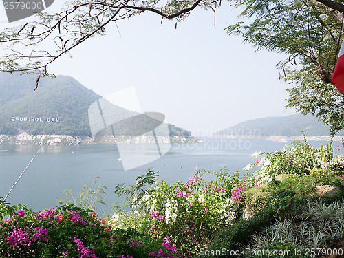 Image of hydro electric dam, bhumibol dam