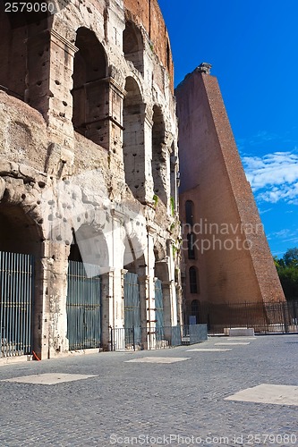 Image of Colosseum in Rome