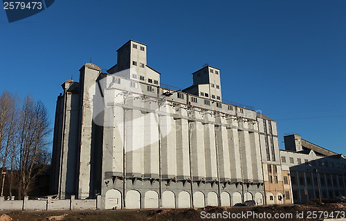 Image of bread silo
