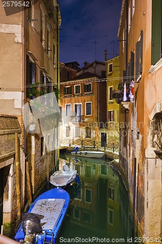 Image of Venice at night