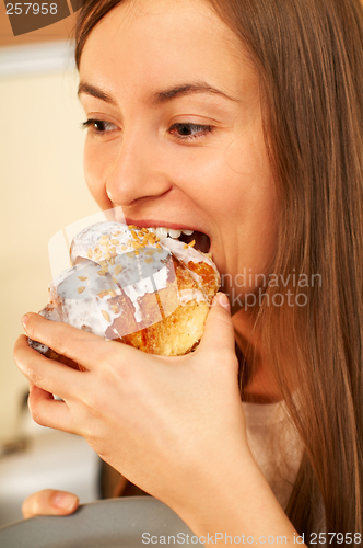 Image of Eating cake