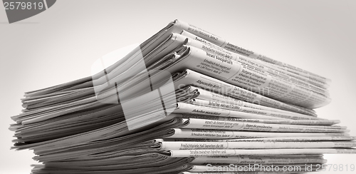 Image of lots of newspapers