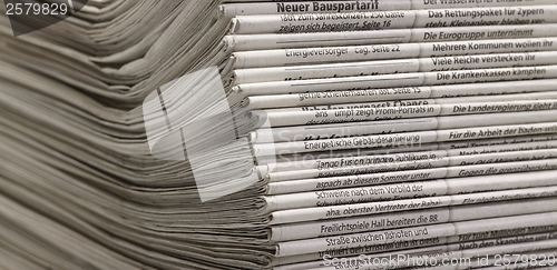 Image of lots of newspapers