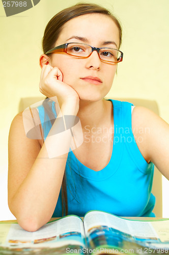 Image of Lerning Girl