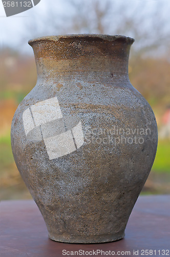 Image of Old clay pot.