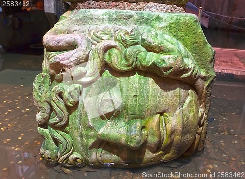Image of Medusa head in Basilica Cistern