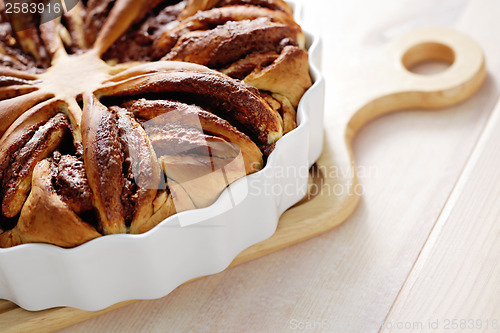 Image of yeast cake