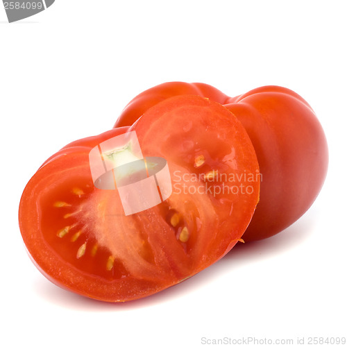 Image of tomato isolated on white background