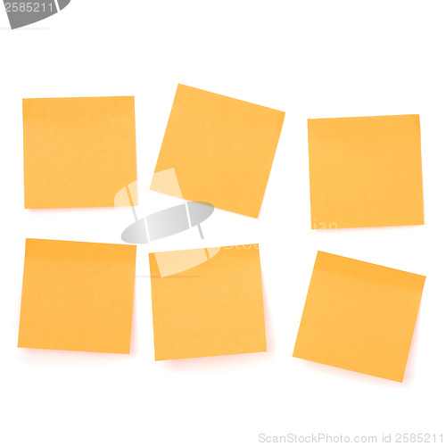 Image of Yellow sticky memo paper 