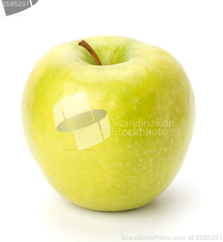 Image of green apple isolated on white background