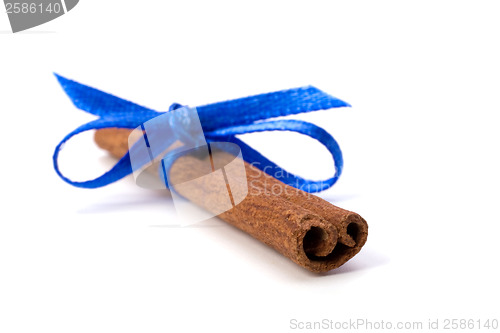 Image of Cinnamon stick isolated on white background 
