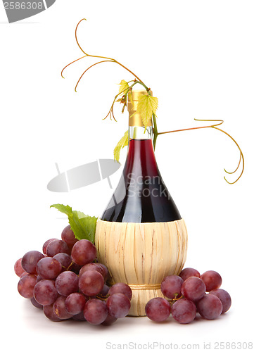 Image of red wine bottle 