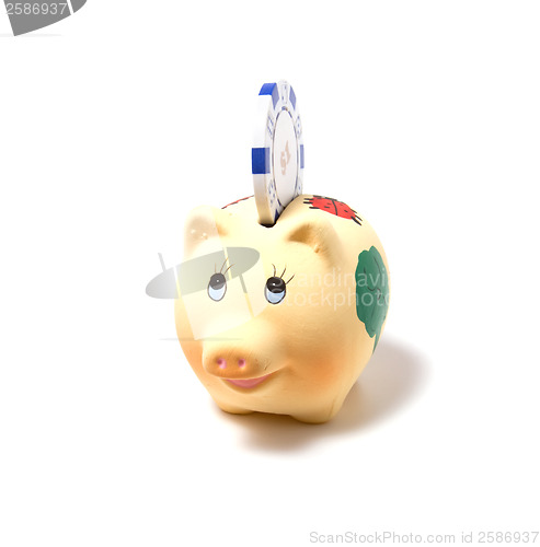 Image of Piggy bank isolated on white background