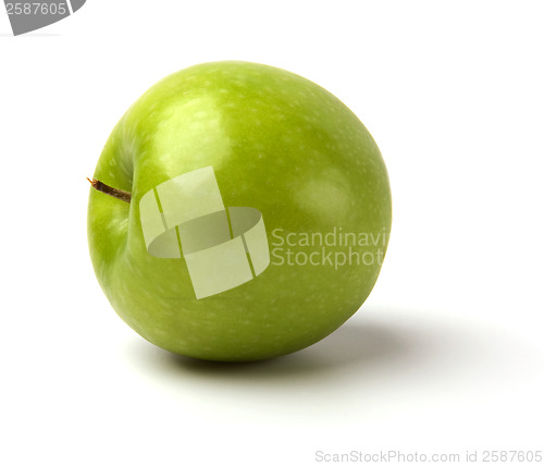 Image of green apple isolated on white background