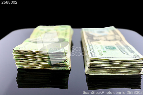 Image of Money on the table