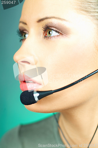 Image of Call Center Agent