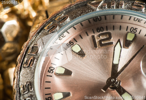Image of Shiny gold color watch
