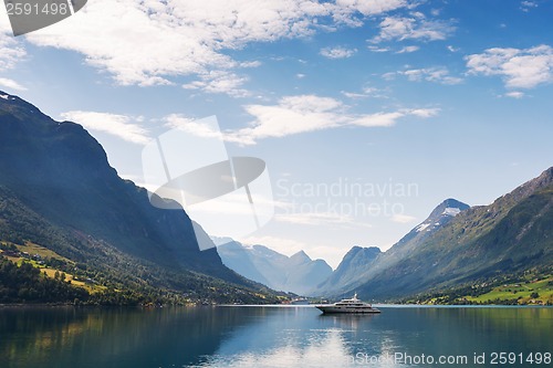 Image of Yacht on Nordfjord