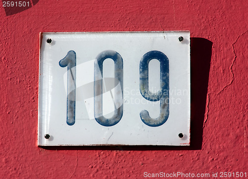 Image of house number sign