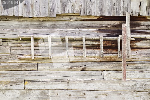 Image of wooden ladder