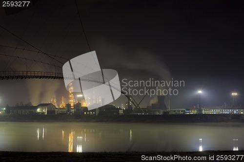 Image of Oil refinery