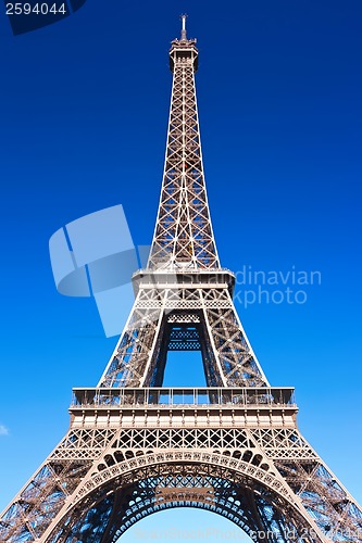 Image of Eiffel Tower in Paris