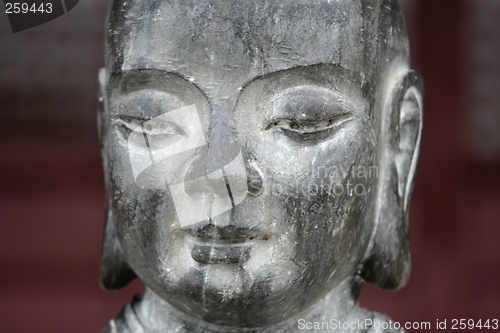 Image of Bouddhist statue head
