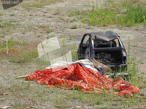 Image of Abandoned car