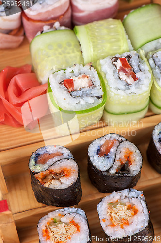 Image of Sushi roll set