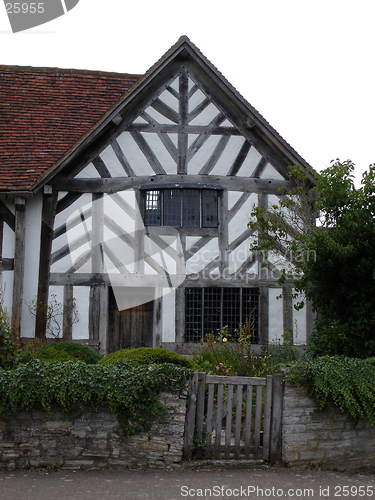 Image of Shakespearian house