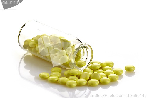 Image of bottle of yellow valerian extract pills