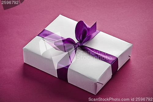 Image of gift box 