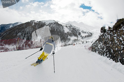 Image of Skiing