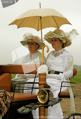 Image of old-fashioned ladies