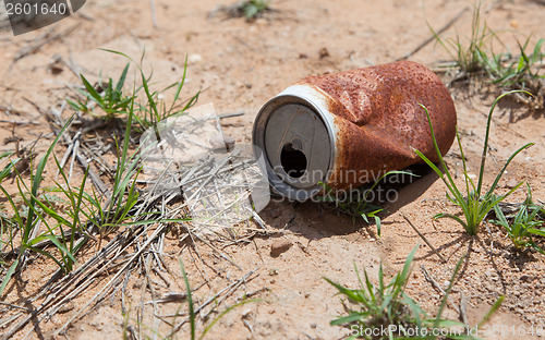 Image of Old rusty beverage can
