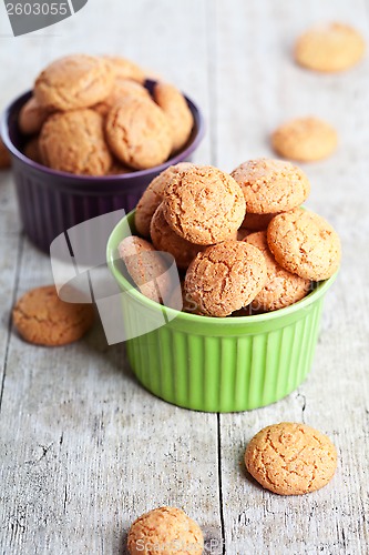 Image of meringue almond cookies