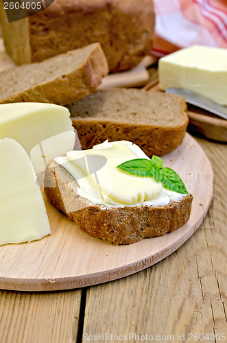 Image of Sandwich with cheese suluguni and basil