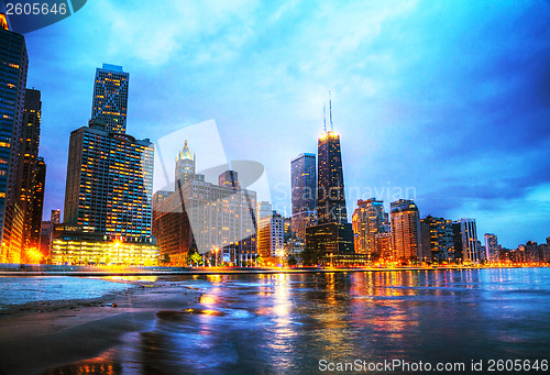 Image of Downtown Chicago, IL at sunset