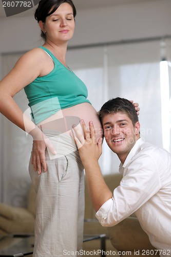 Image of family pregnanrcy