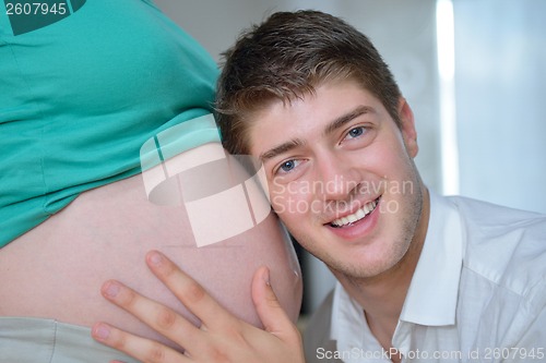 Image of family pregnanrcy