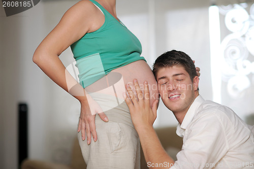 Image of family pregnanrcy