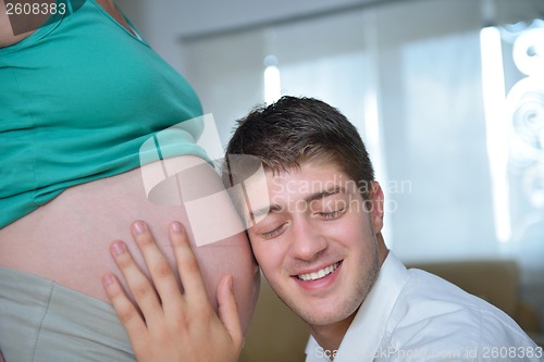 Image of family pregnanrcy