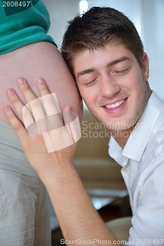 Image of family pregnanrcy