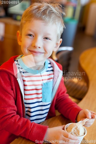Image of kid eating ice cream