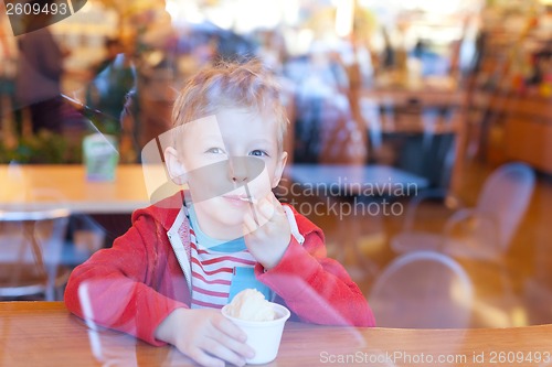 Image of kid eating ice cream