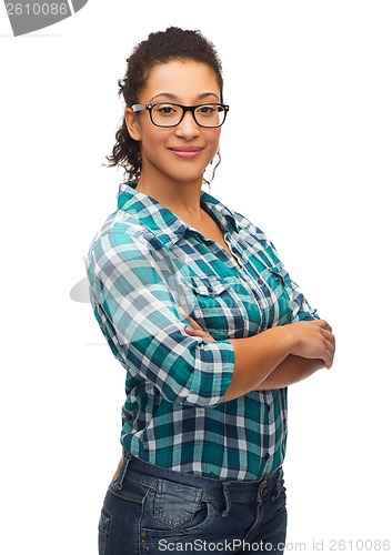 Image of smiling african american girl in eyeglasses