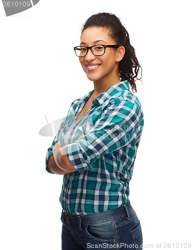 Image of smiling african american girl in eyeglasses