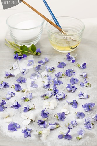 Image of Making candied violets