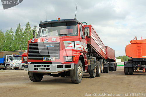 Image of Sisu SR300 8x2 Heavy Duty Truck